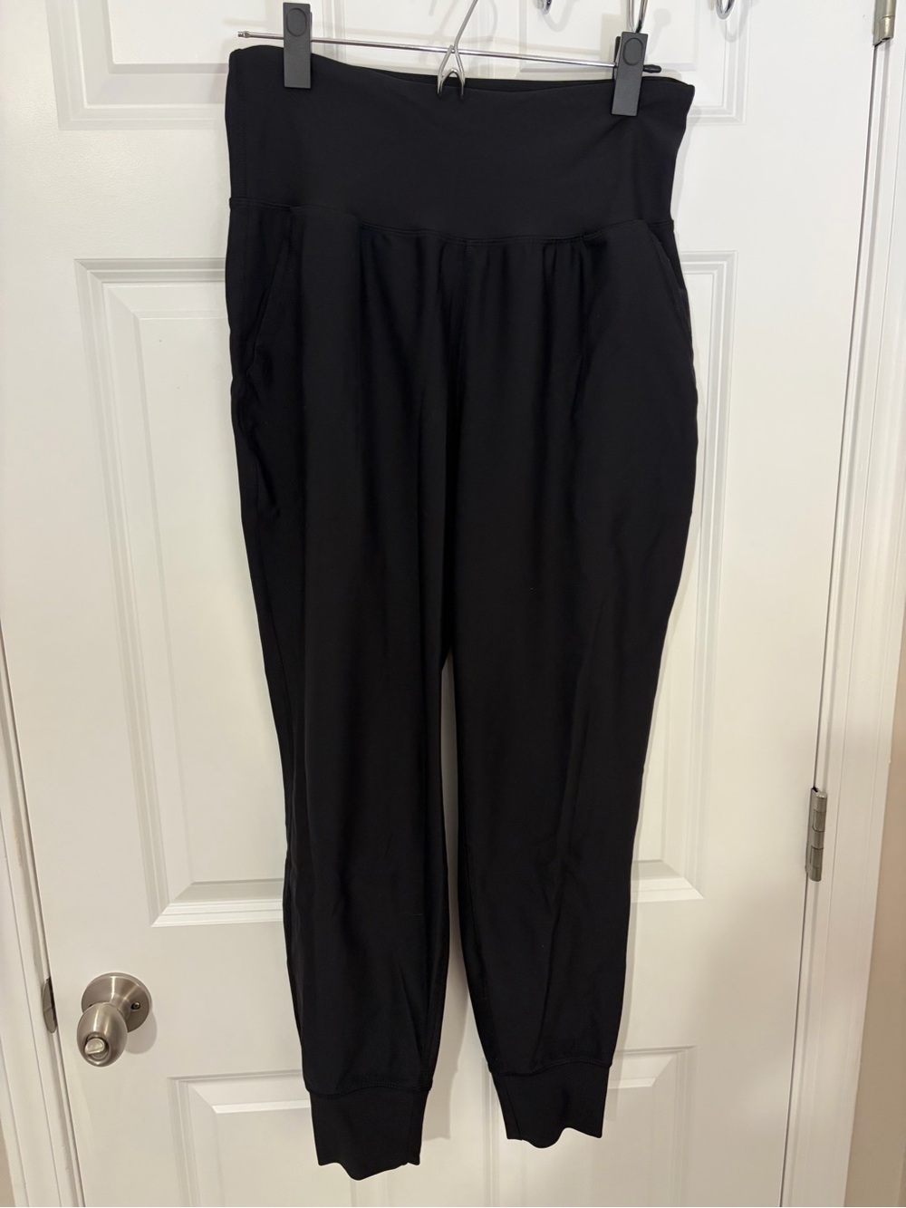 Old Navy High Rise Go Dry Black High-Waist Jogger Pants for Women Large